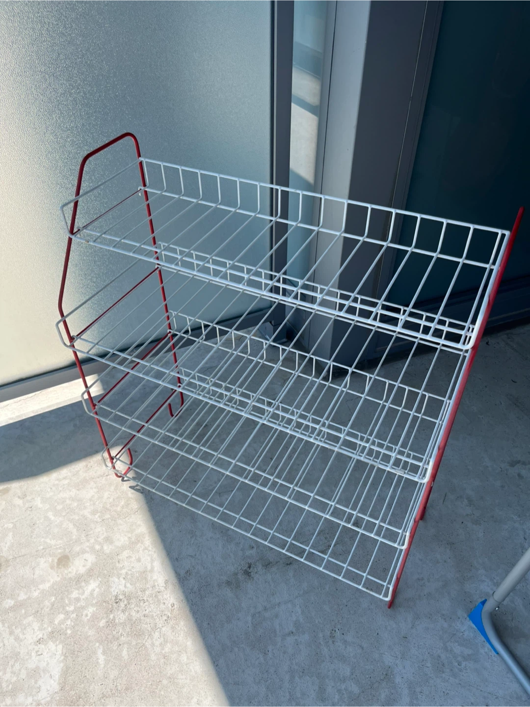 White and Red Wire 4-Tier Shelf