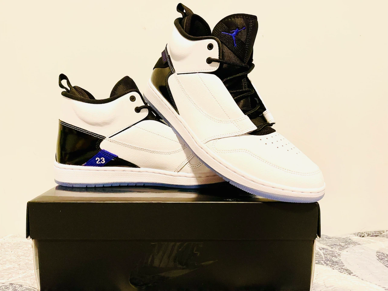 Air Jordan Fadeaway White Concord High OG "Chicago"