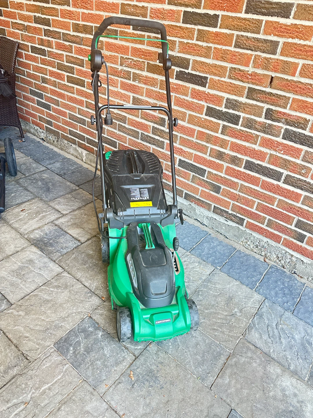CERTIFIED Electric Lawn Mower 13 3/8" Cutting Path