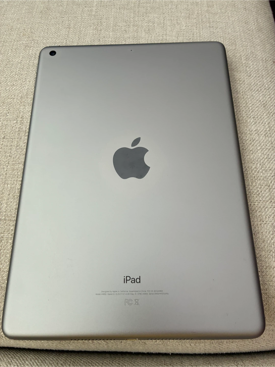 Apple iPad 6th Gen 64GB WiFi Silver - photo 3
