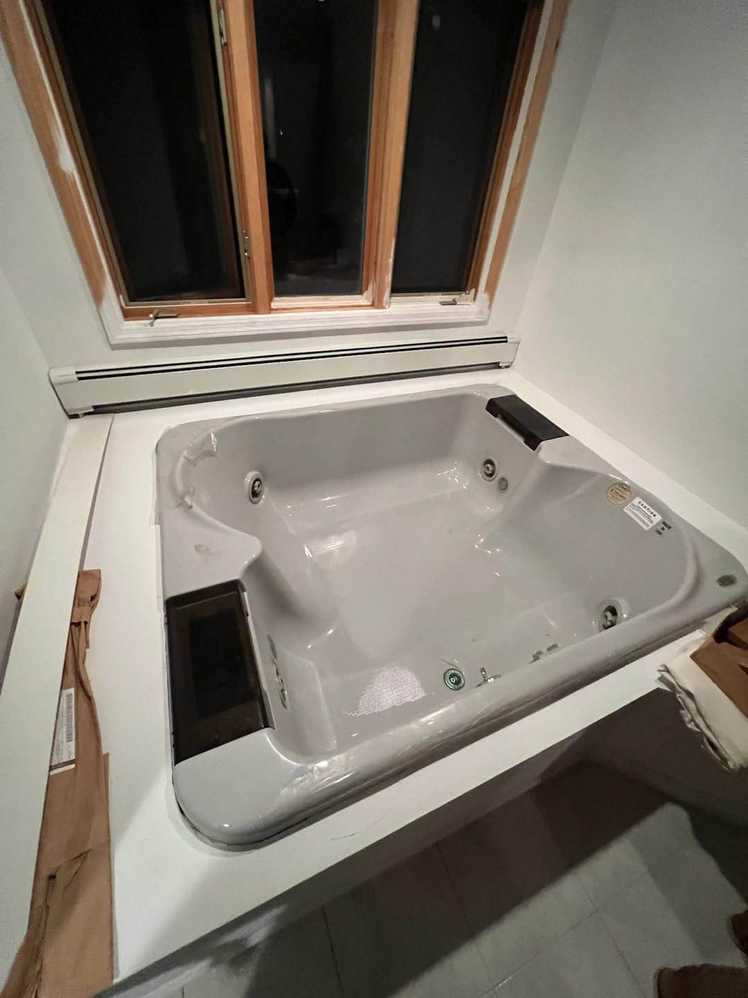 Jacuzzi Bathtub with Jets - photo 3