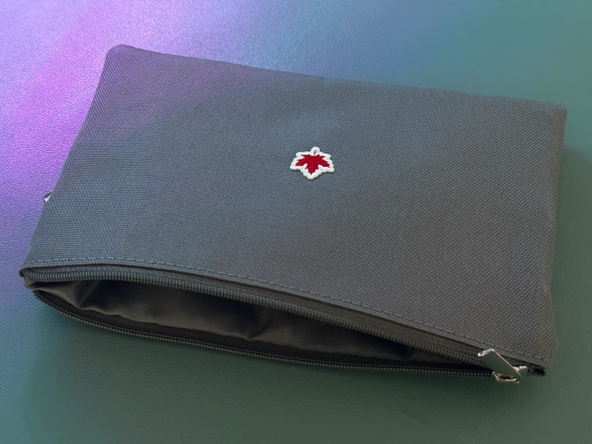 Grey Slim Pouch with Maple Leaf - photo 3