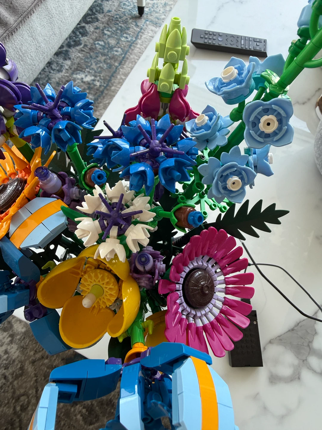 LEGO Flower Bouquet with vase and light attachment - photo 3