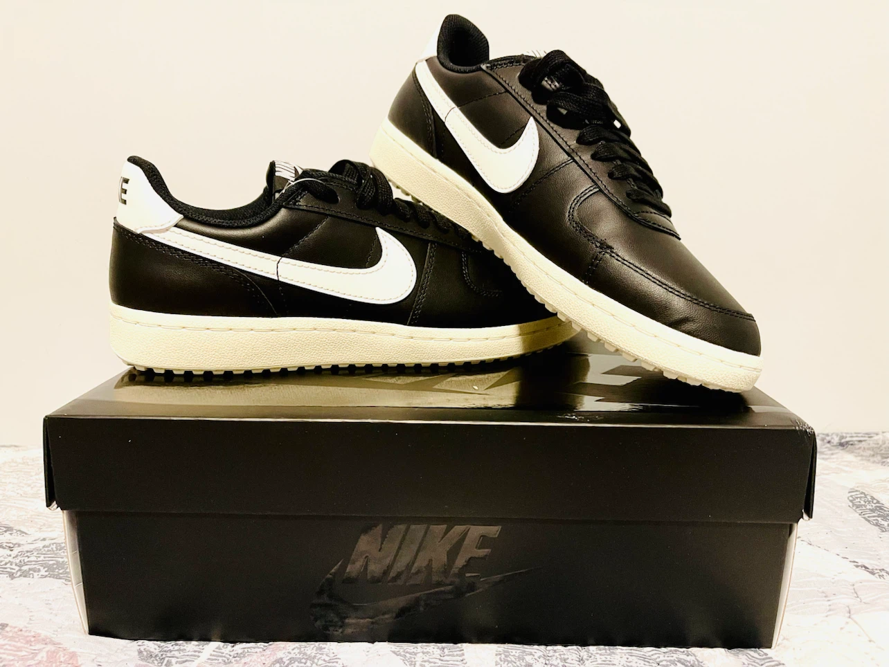 Nike Field General LTR Mens US 10.5, UK 9.5, EUR 44.5