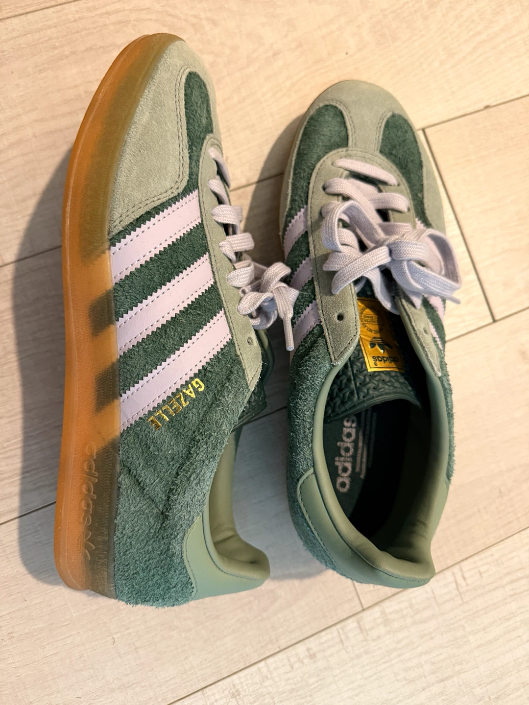 Adidas Gazelle Shoes Size 9 - photo 3