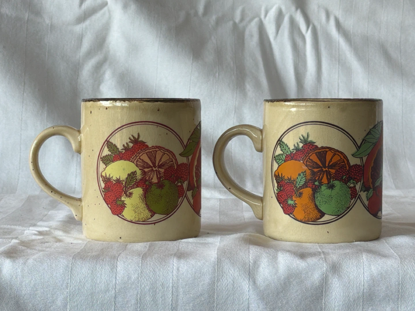Set of 2 Fruit Print Mugs - Made in England - photo 3