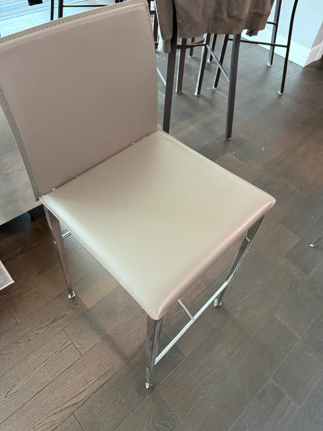 Countertop height bar chairs - photo 2