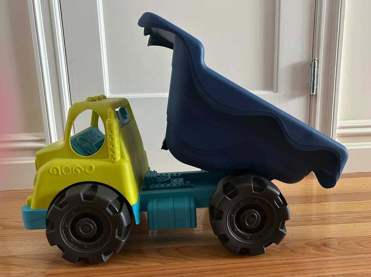 B. toys Mighty Dump Truck Toy - photo 4
