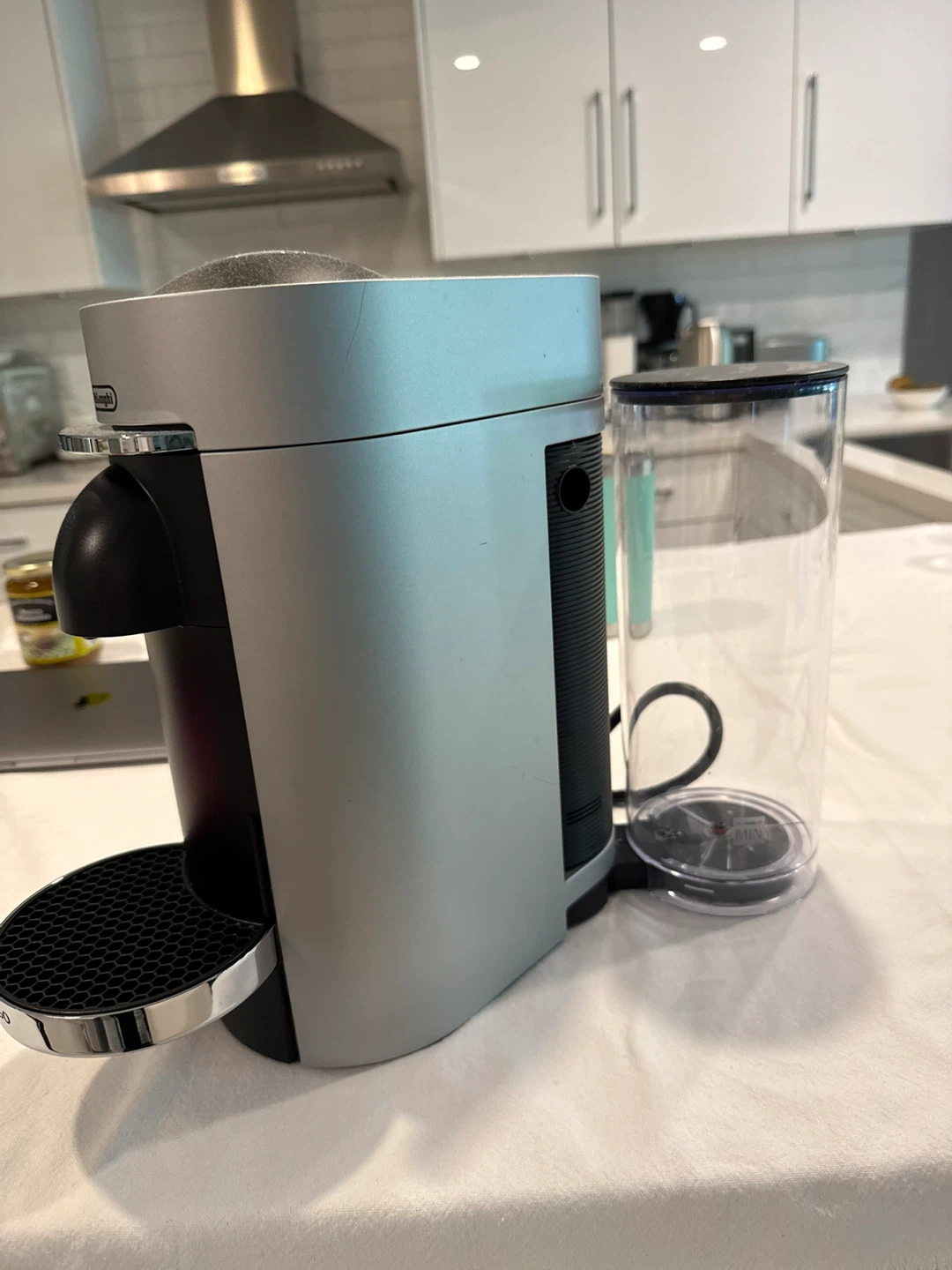 DeLonghi Nespresso Coffee Machine