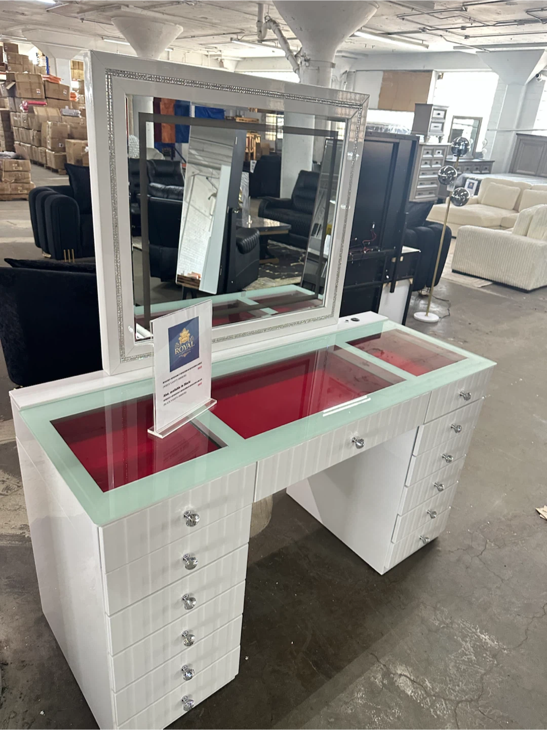 White vanity + mirror (new)