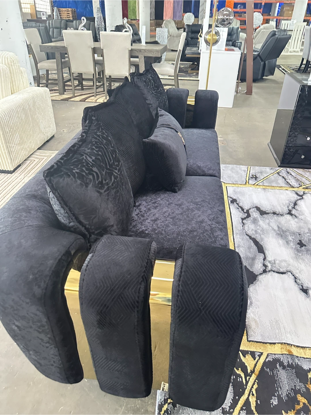 Sofa + loveseat + recliner (brand new) - photo 5