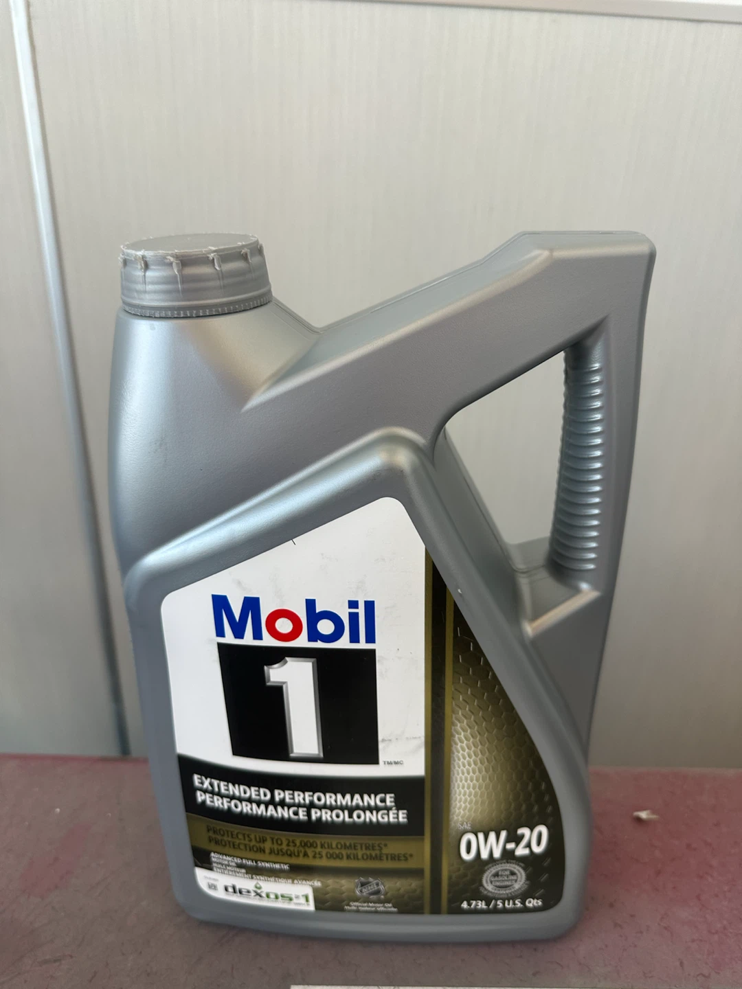 Mobil 1 Extended Performance 0W-20 Motor Oil