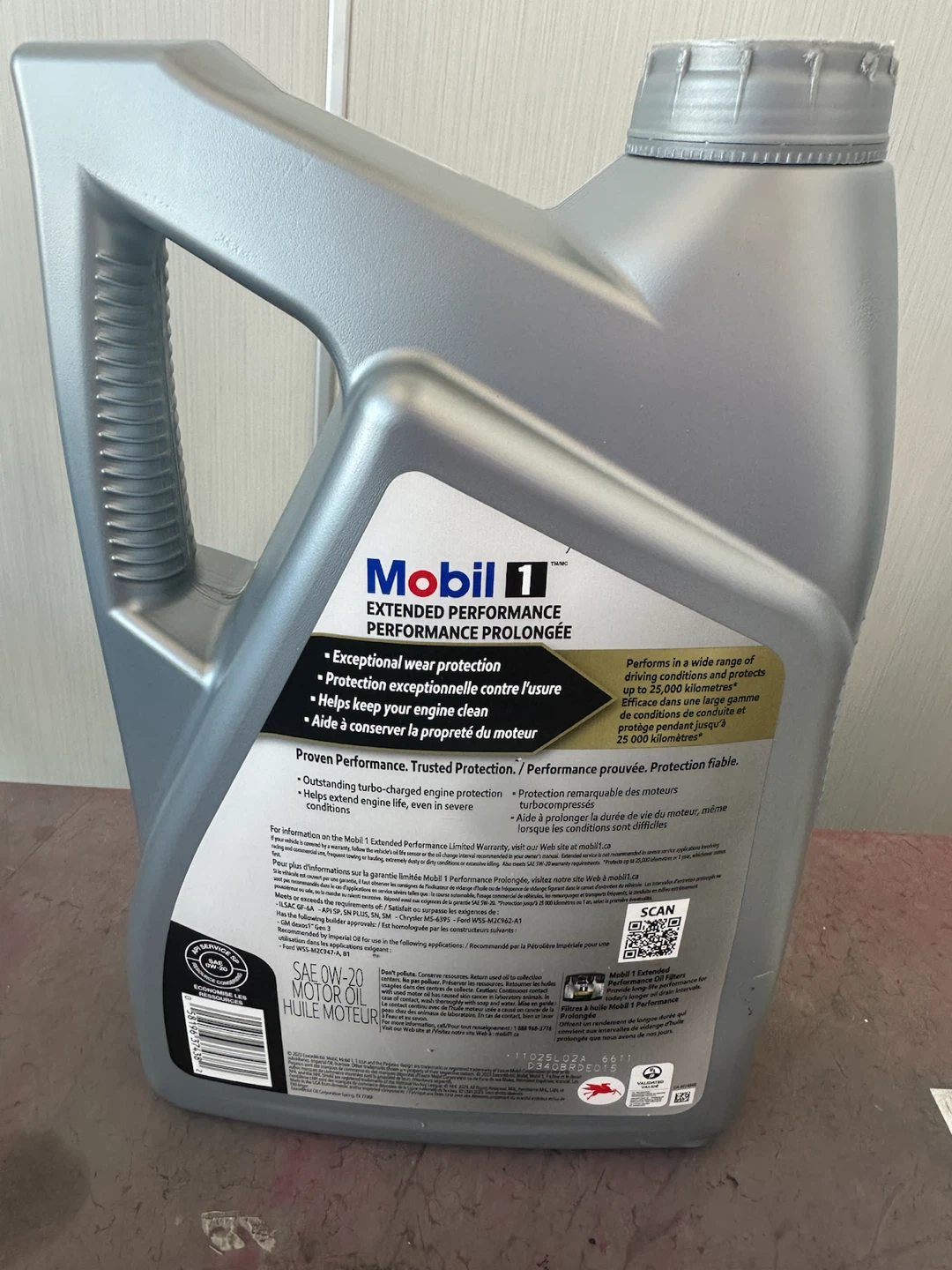 Mobil 1 Extended Performance 0W-20 Motor Oil - photo 2
