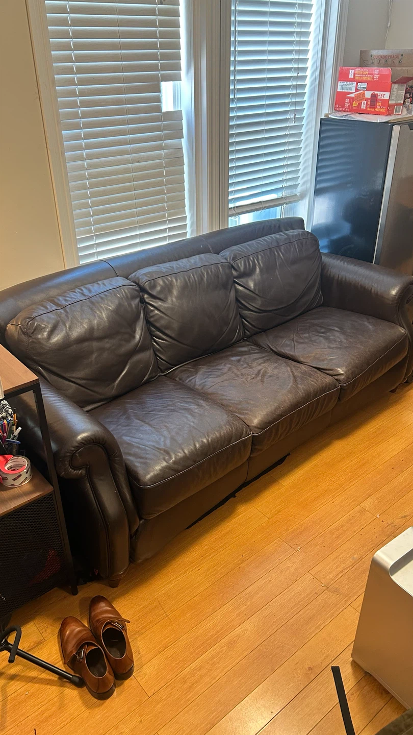 Very comfy Leather Sofa - photo 2