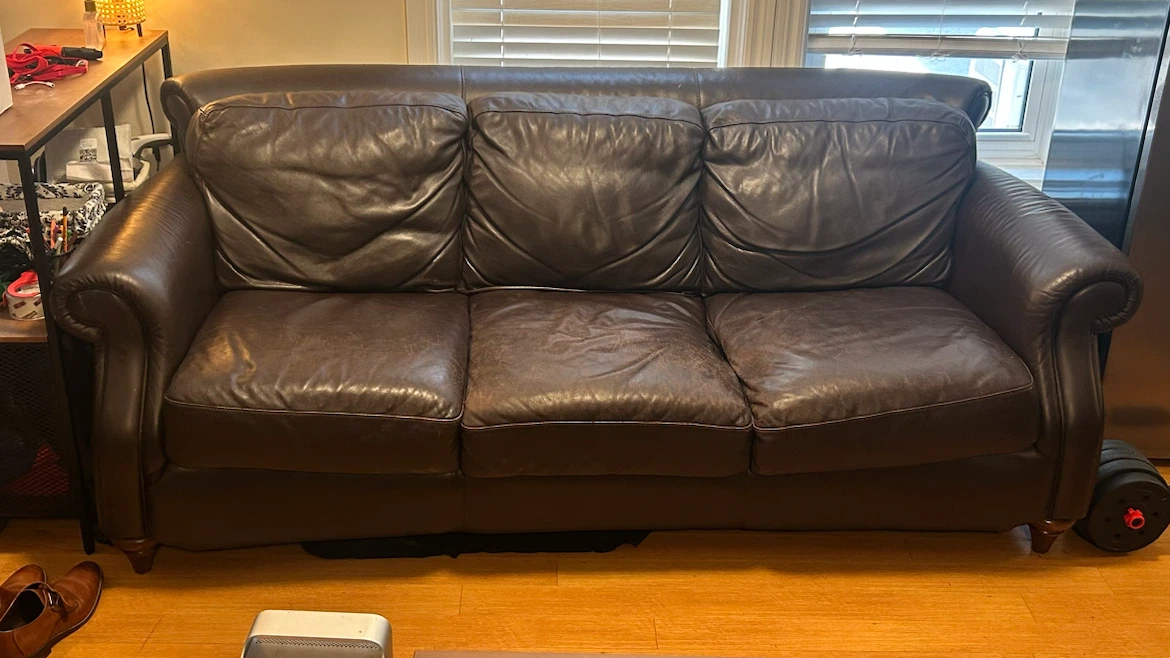 Very comfy Leather Sofa - photo 3