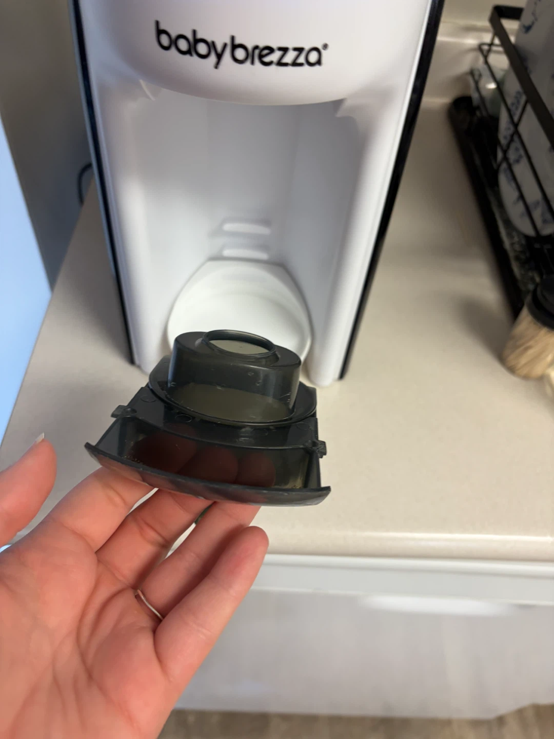 Baby Brezza Formula Pro Advanced - photo 3
