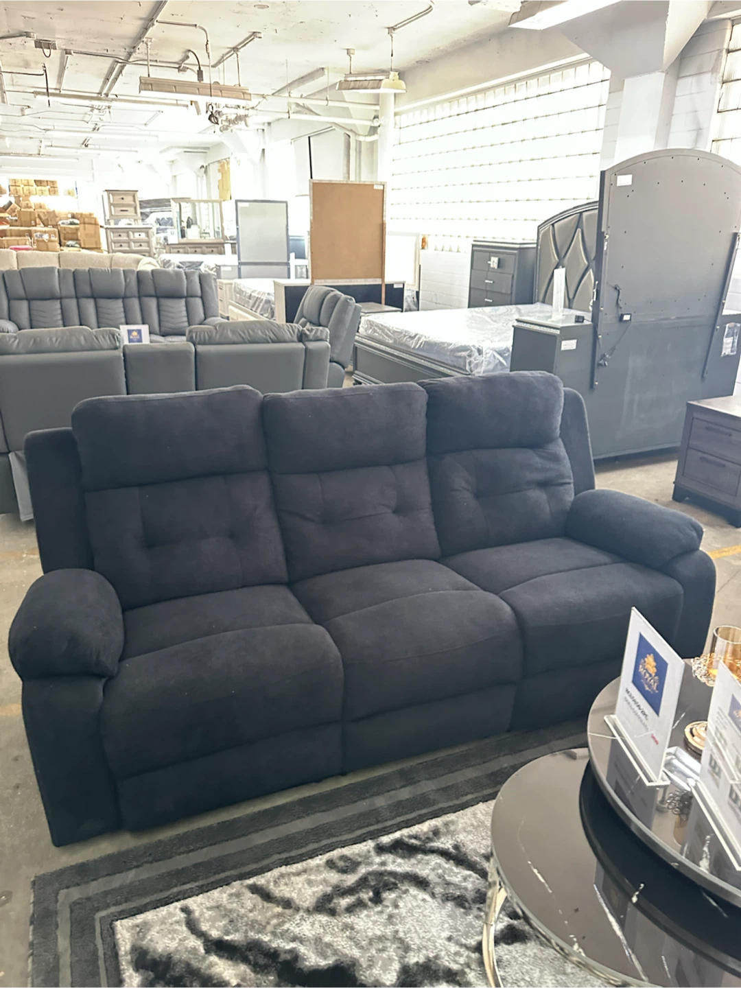 Sofa + loveseat - photo 2