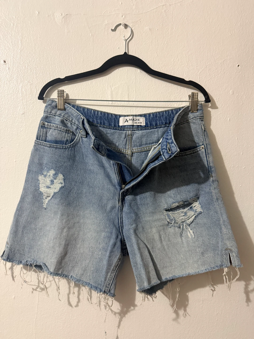 Amaze Distressed Denim Shorts US 7/8 - photo 3