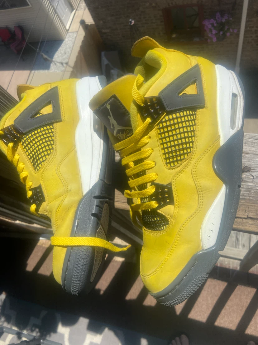 Air Jordan 4 retro Lightning