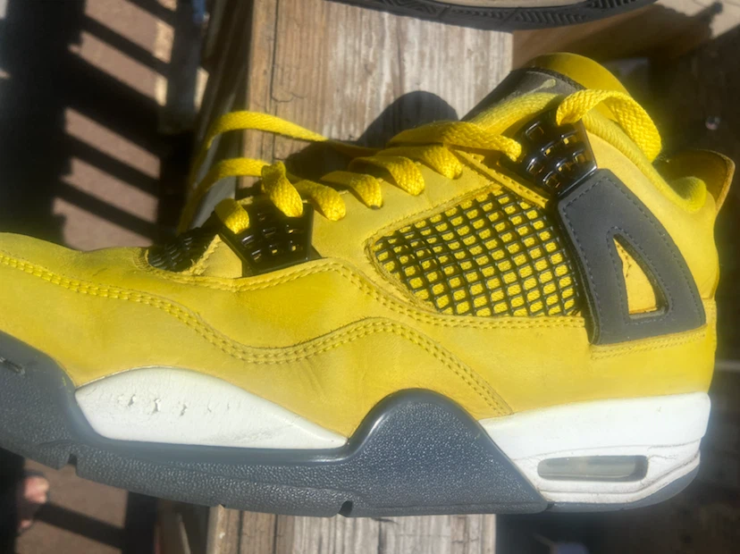 Air Jordan 4 retro Lightning - photo 3