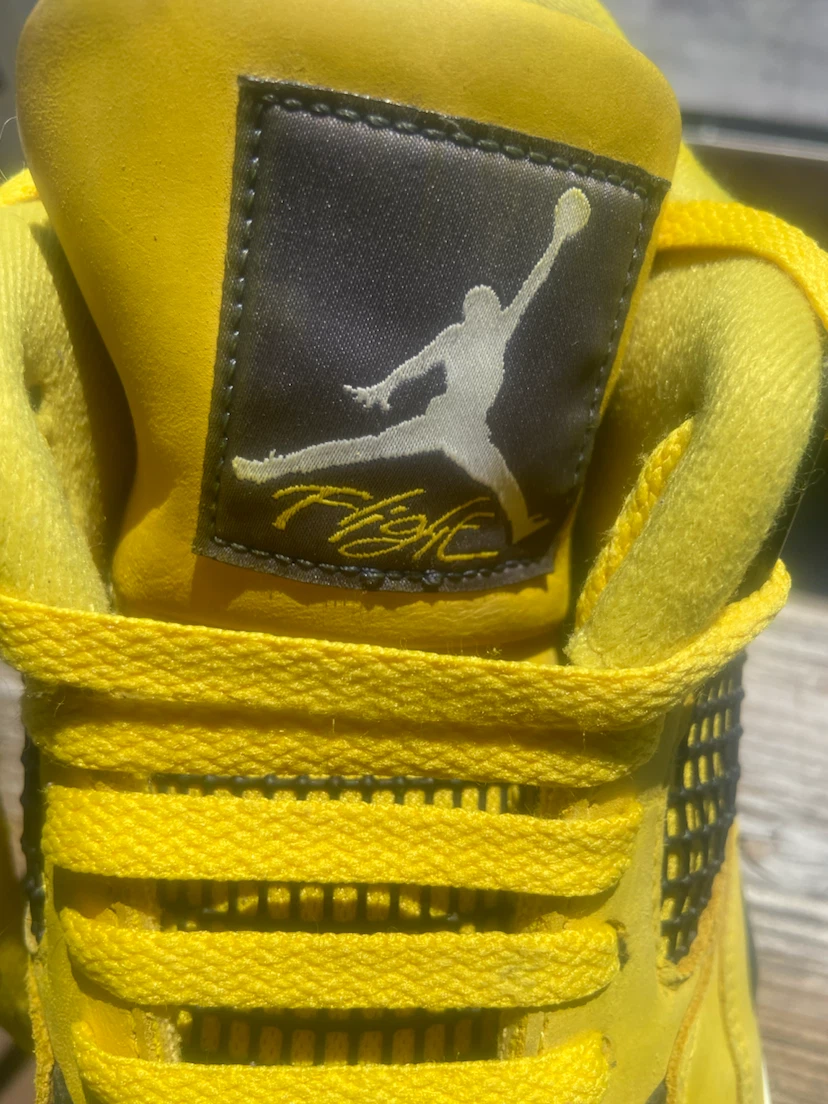 Air Jordan 4 retro Lightning - photo 4