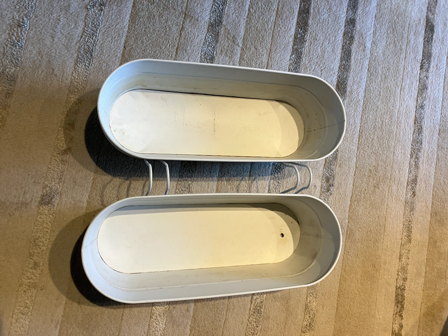 Pair White Metal Planters - photo 3