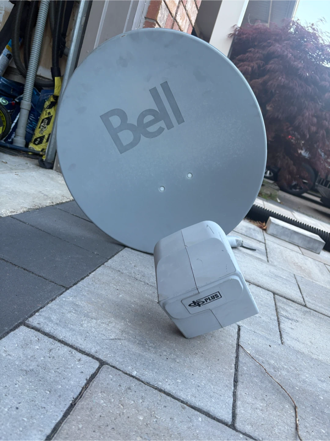 Bell Satellite Dish with LNB