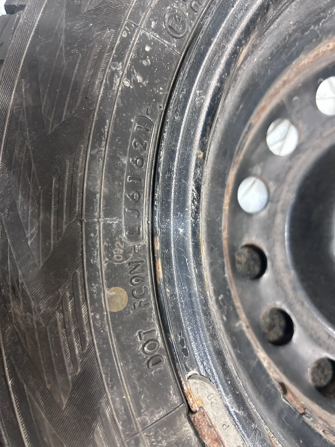 For Sale: Winter Tires + Rims + TPMS for 2023 Kia Forte - photo 4