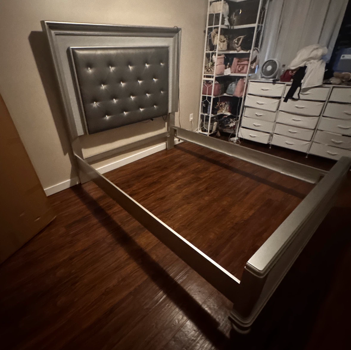 Grey/ Silver Tufted Headboard Bed Frame with LED Lights - photo 5