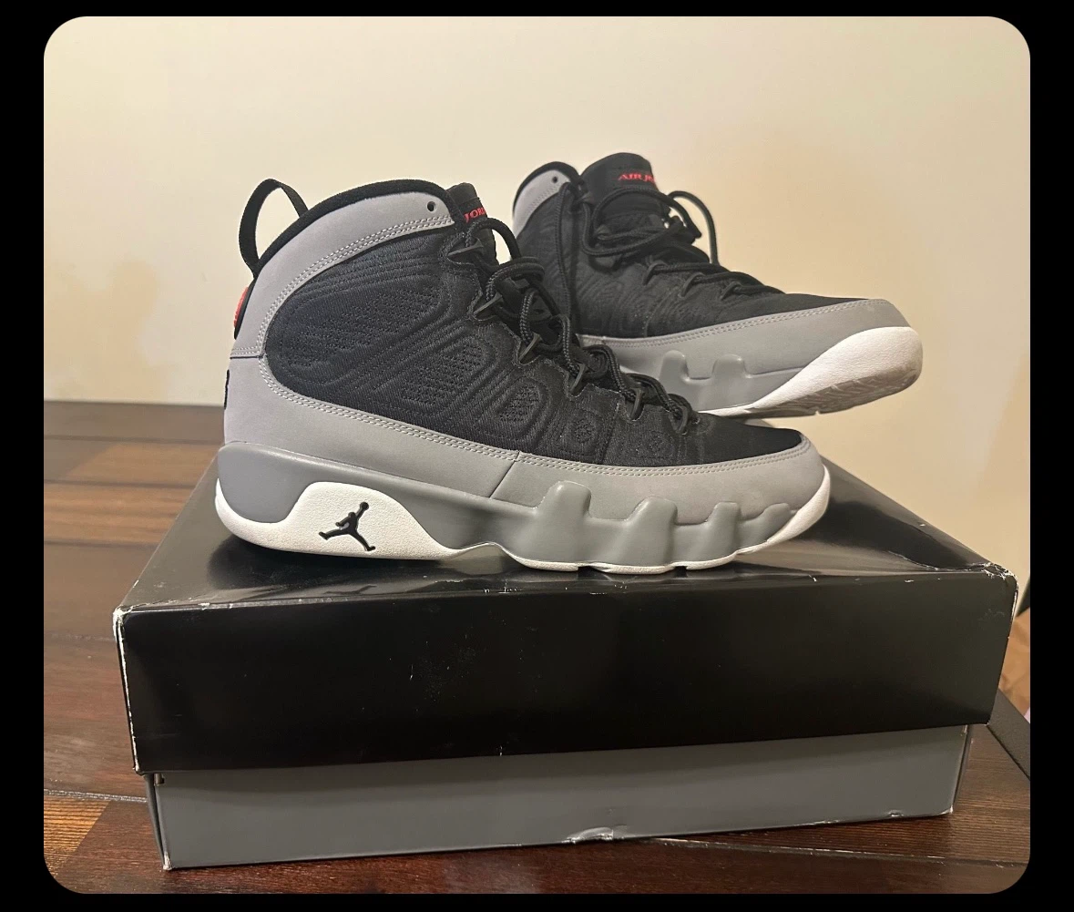 Air Jordan 9 Retro Basketball Shoes
