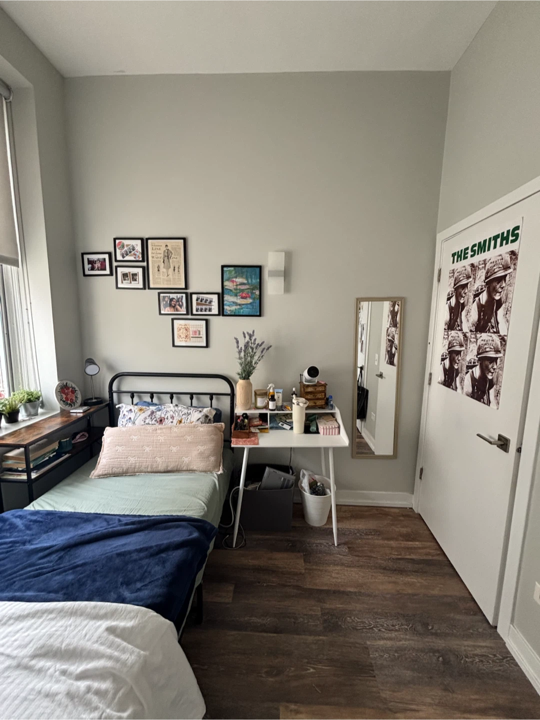 Twin Bedframe +Mattress