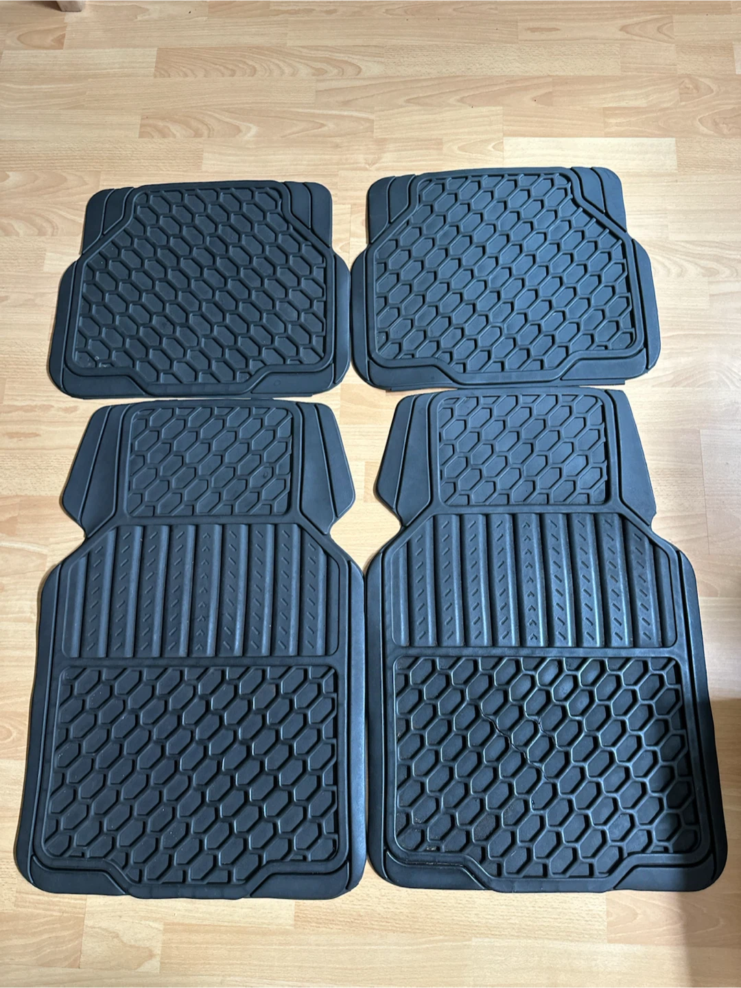 Subaru Impreza Car Floor Mats plus FREE universal mats - photo 2