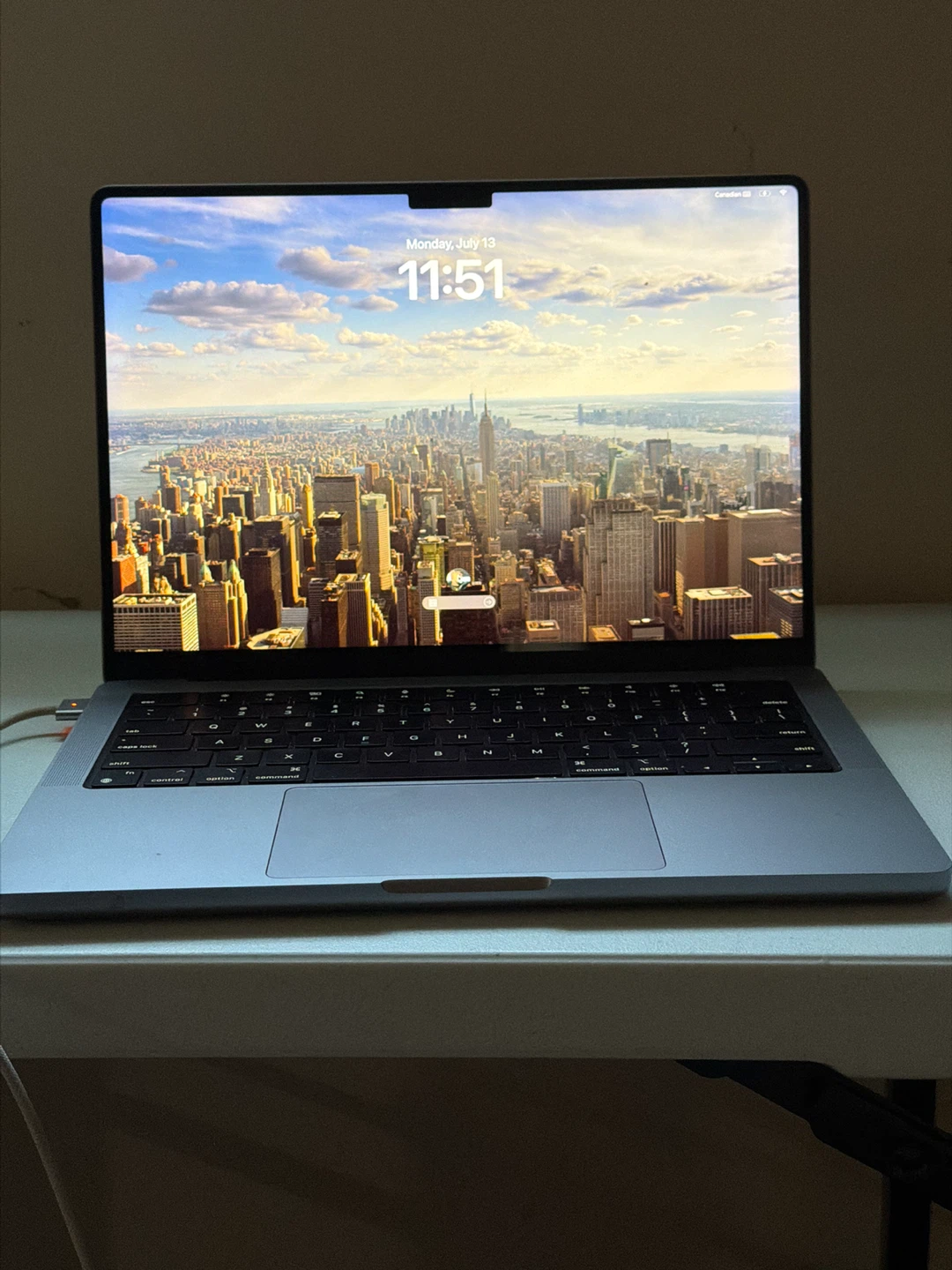 Apple MacBook Pro - photo 2