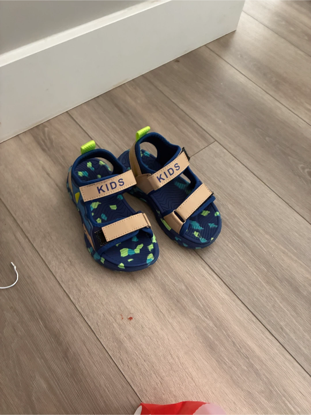 Boys sandal - photo 3