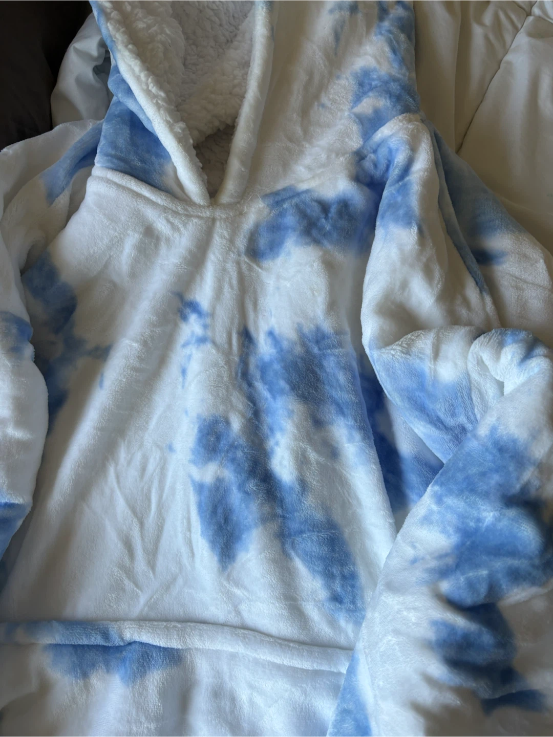 Blue and White Oodie - photo 3