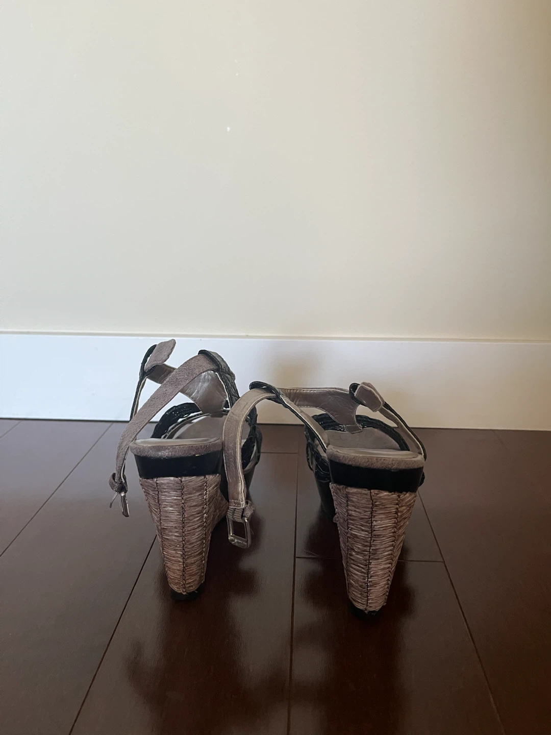 BULLBOXER Wedge Sandals
