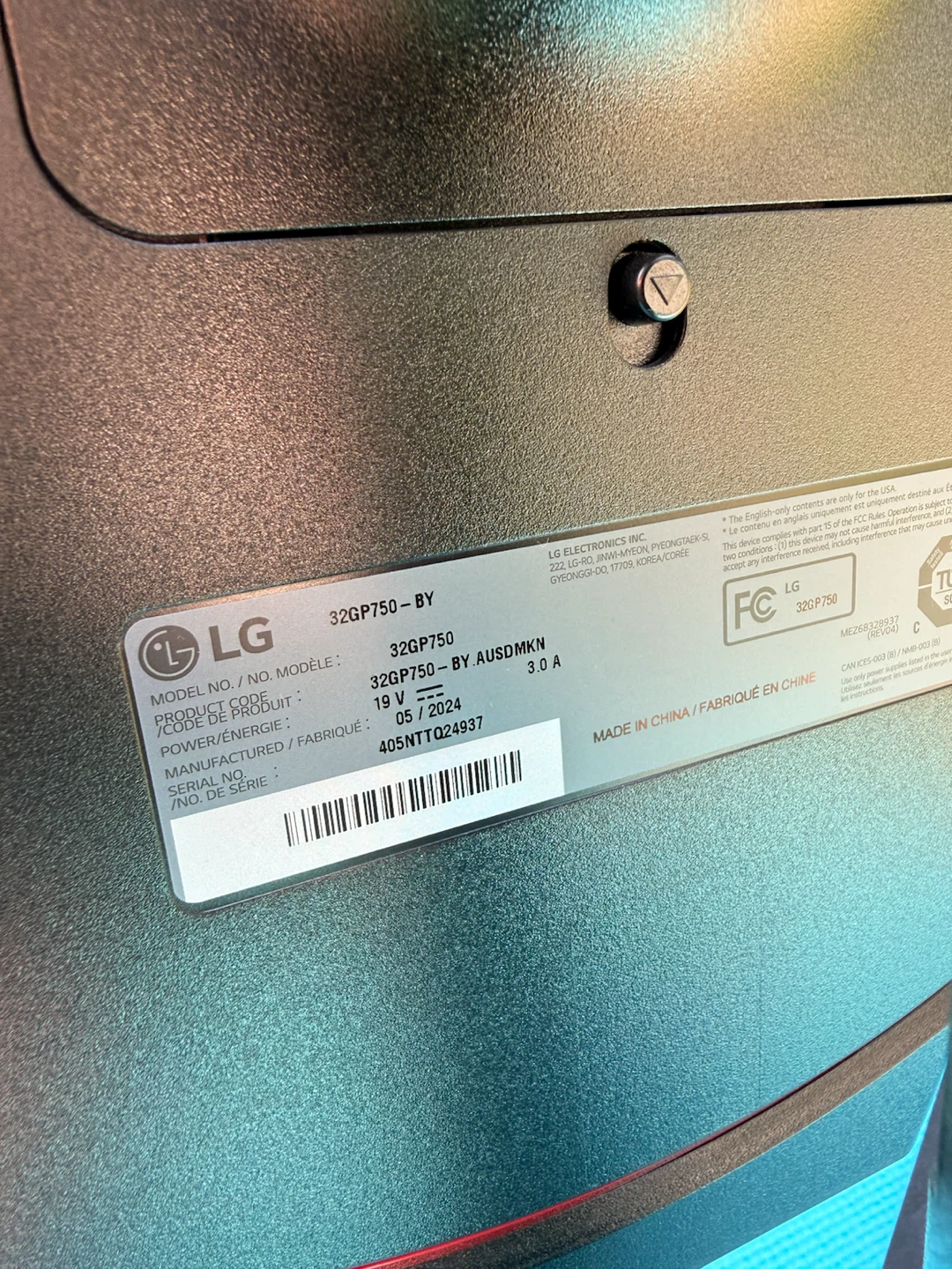LG 32GP750-B UltraGear Gaming Monitor - photo 3