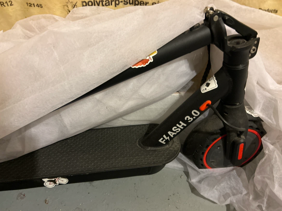 F'lash 3.0 Electric Scooter - photo 2