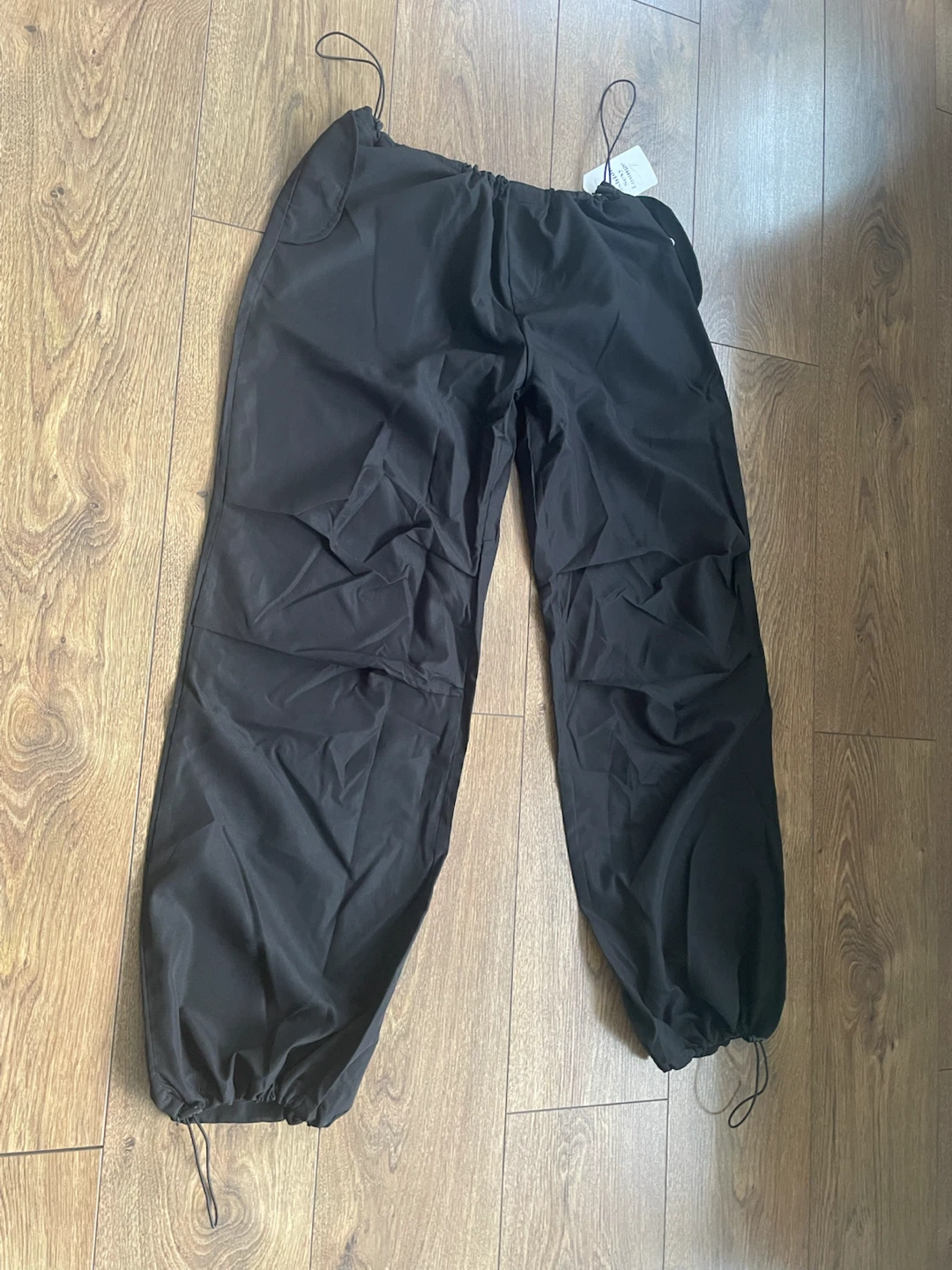 BNWT Black Parachute Pants With Drawstrings - photo 4