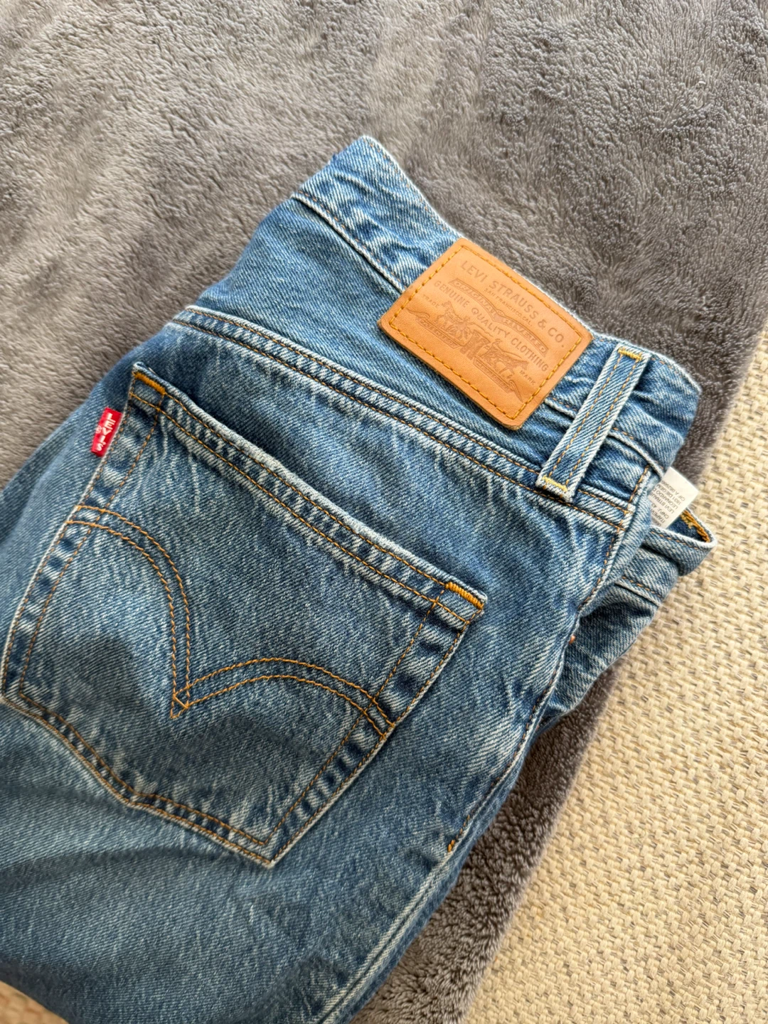 Levi's Ribcage Straight Jeans