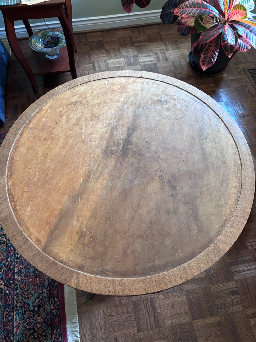 Round Wooden Pedestal Accent Table - photo 3