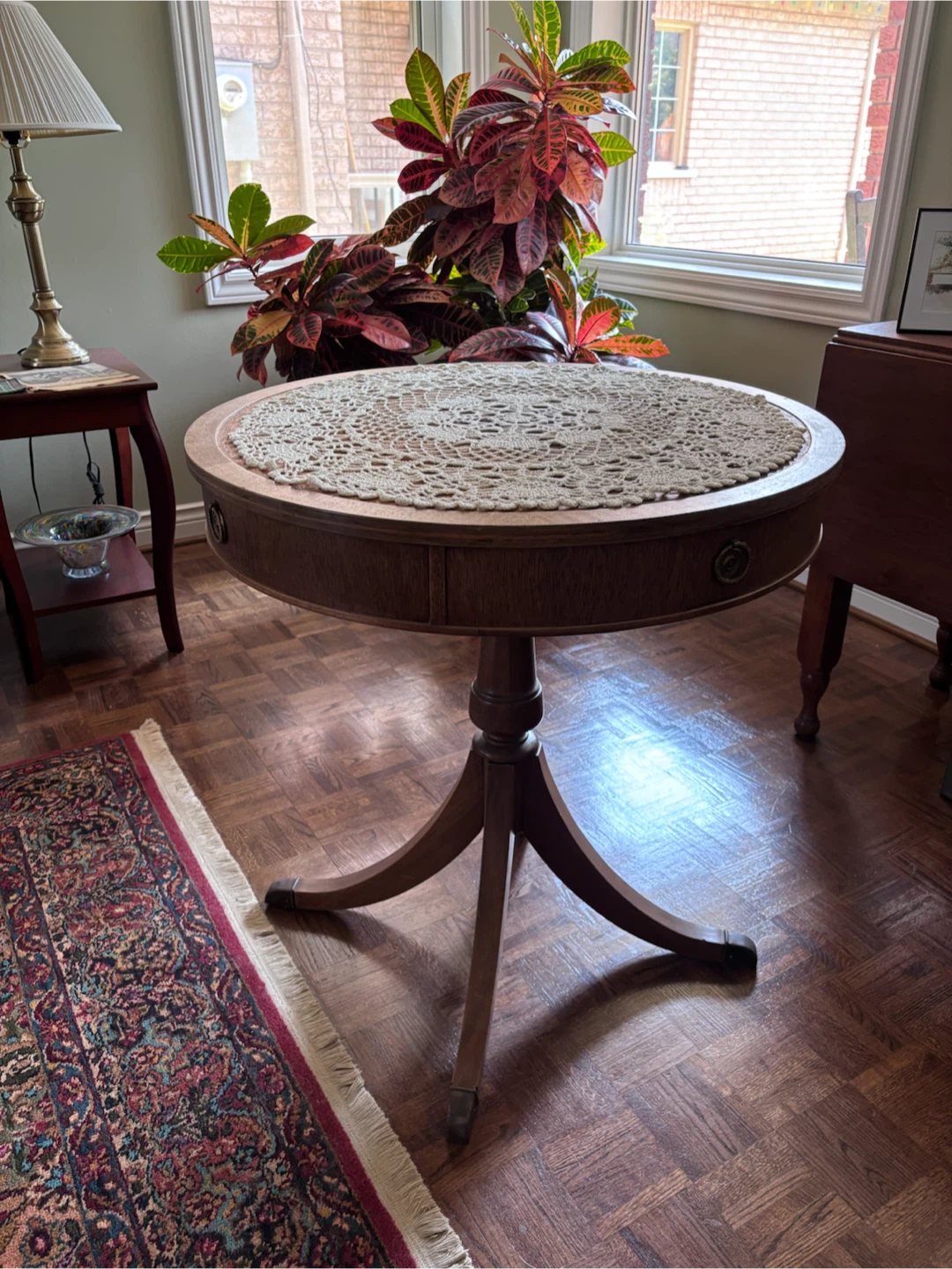 Round Wooden Pedestal Accent Table - photo 4