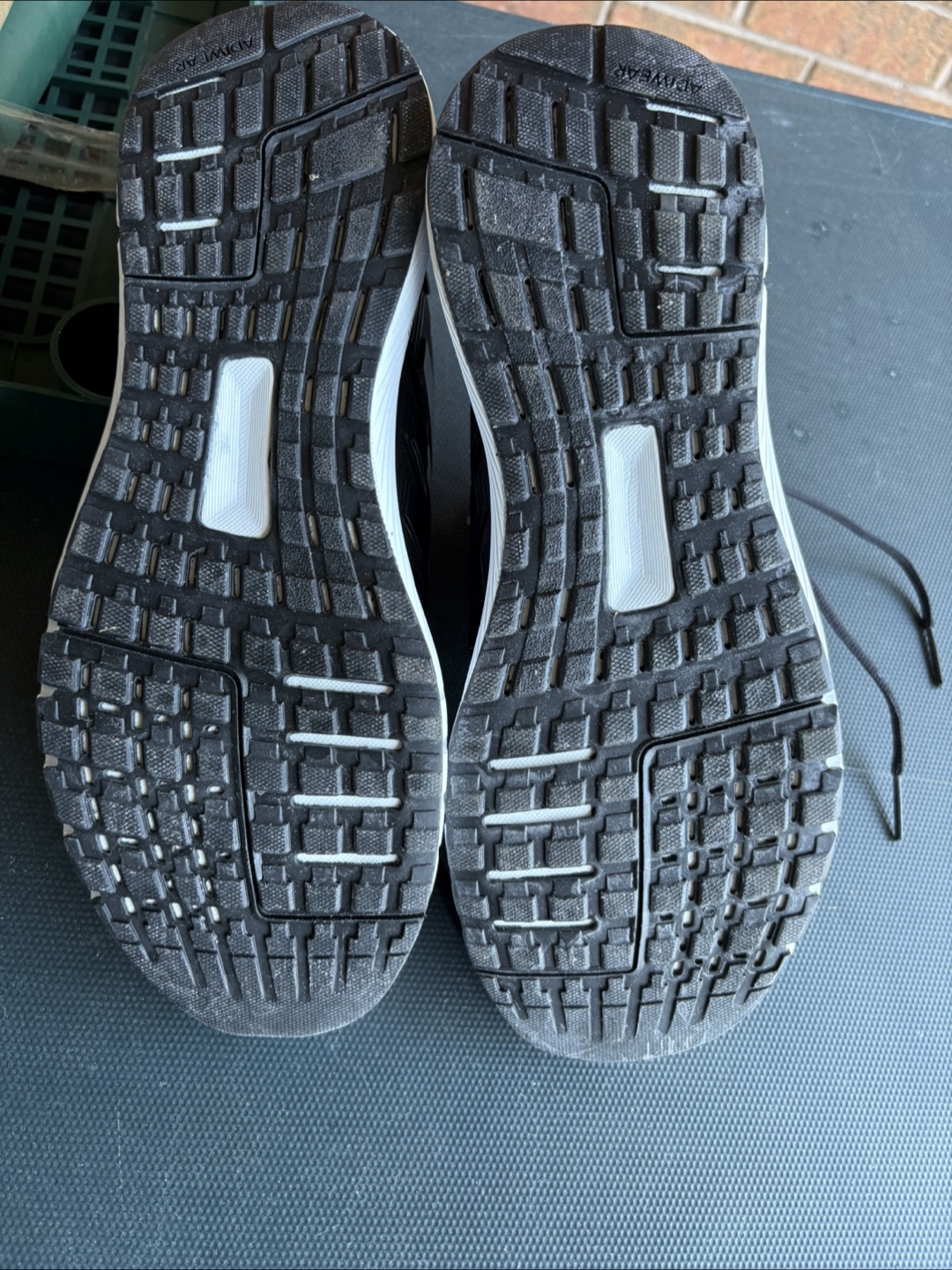 Adidas Shoes - photo 5