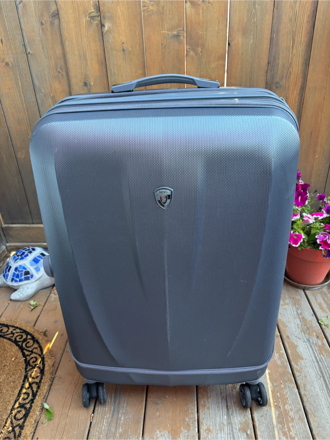 SWISSGEAR Hardside Spinner Luggage