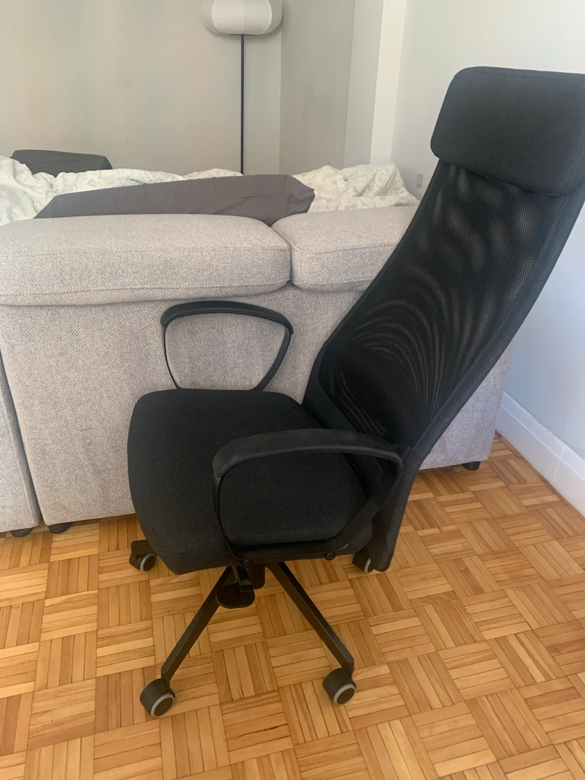 Black Mesh Office Chair with Headrest - photo 3