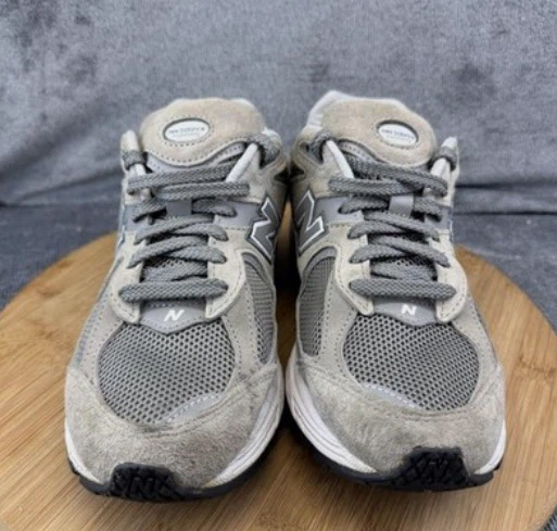 New Balance 2002R Grey Running Shoes - photo 3
