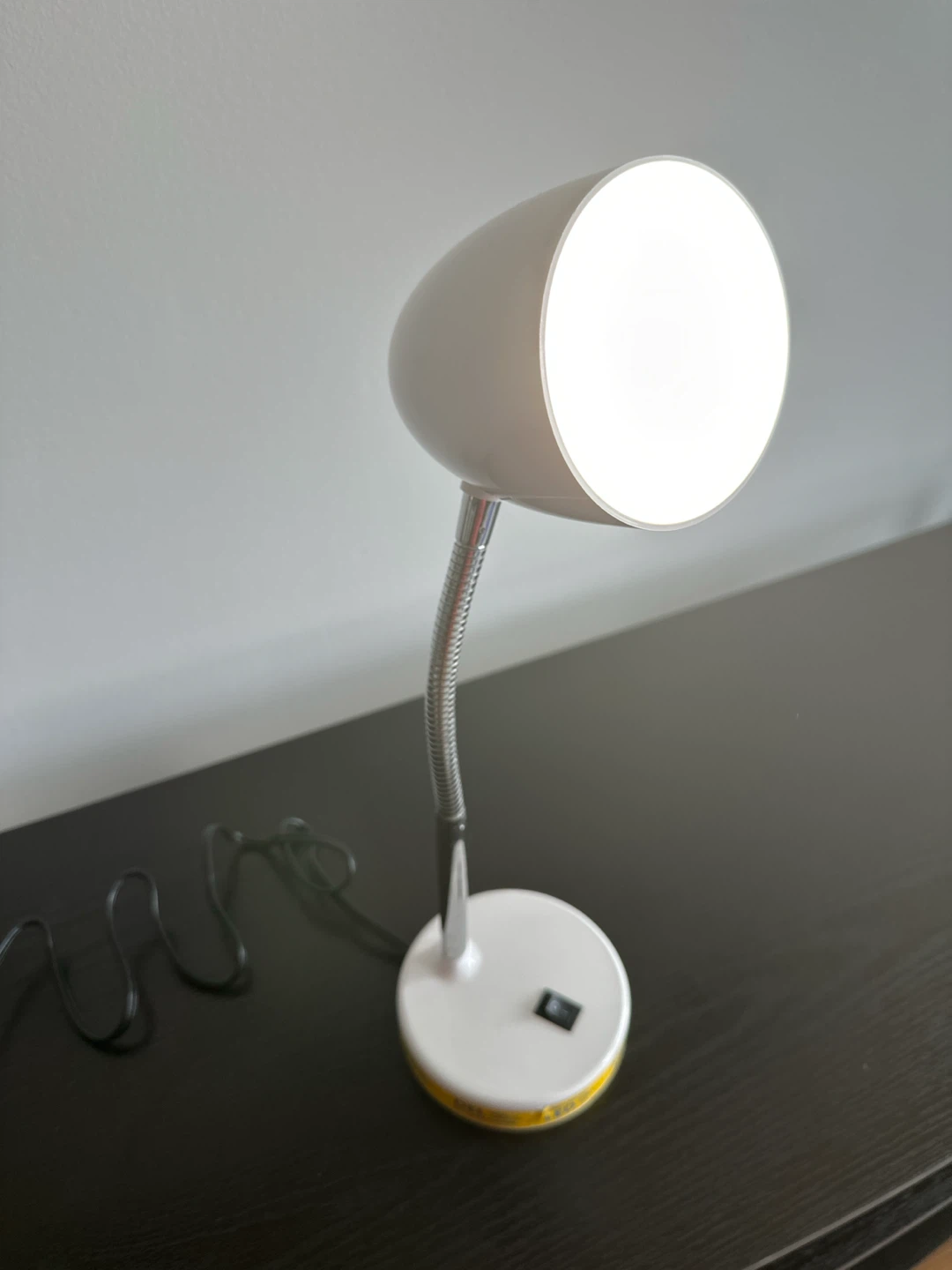 White LED Desk Lamp - photo 2