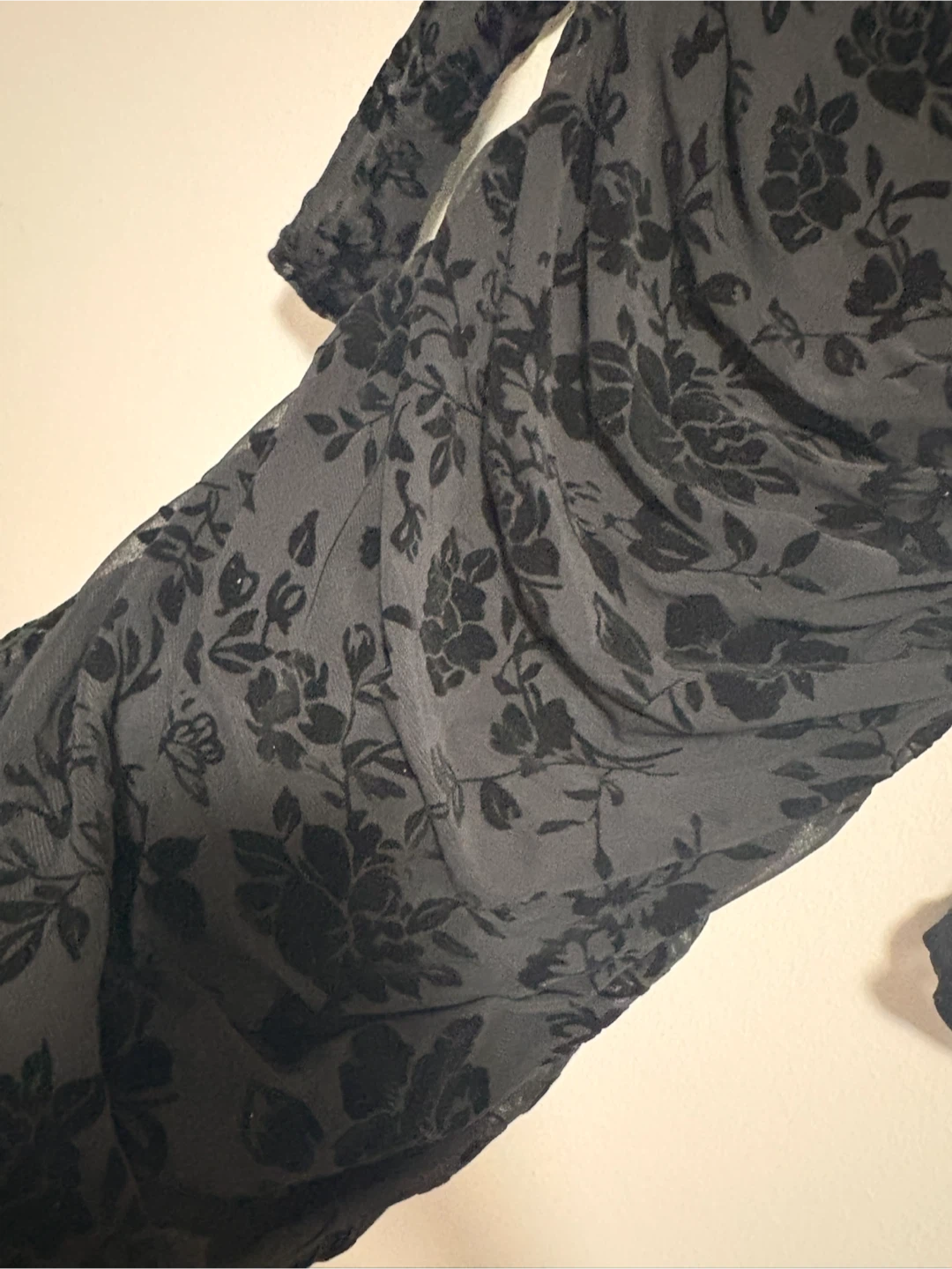 Refuge Black Floral Mesh Ruched Dress - photo 2