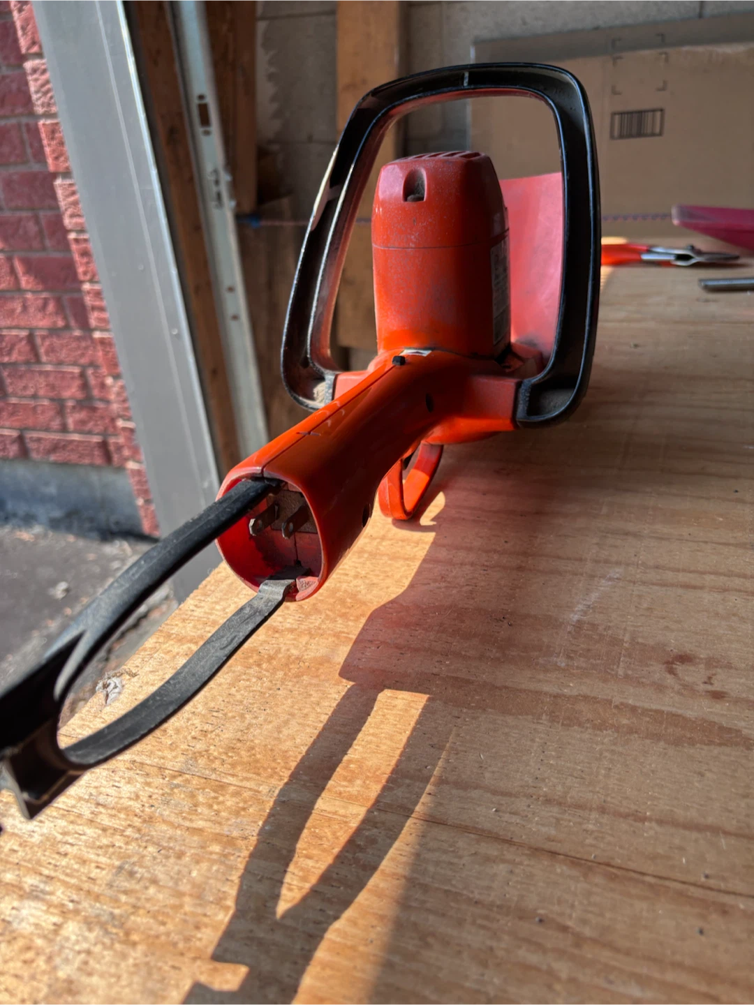 Black & Decker Electric Hedge Trimmer - photo 4
