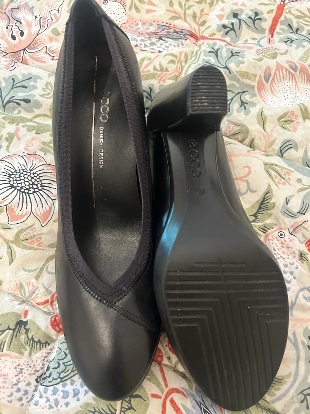 ECCO Black Leather Heels - photo 2